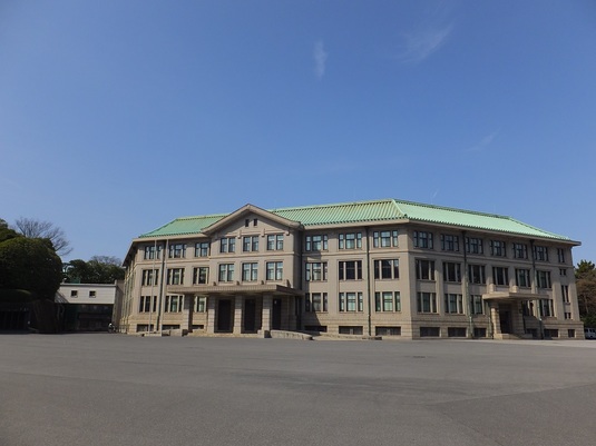 江戸城1523宮内庁庁舎.jpg